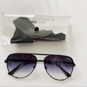 Quay X Desi Perkins Black High Key Mini